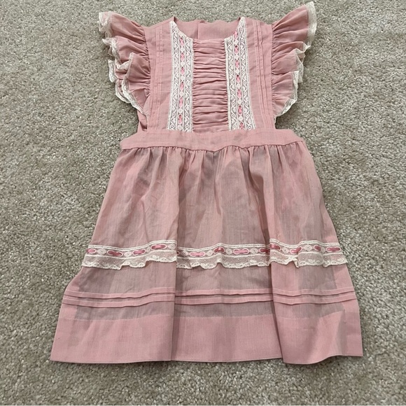 Vintage Kids Dress Apron Pink Side Tie Back Button Ruffle Lace Hand Made, - Picture 1 of 9
